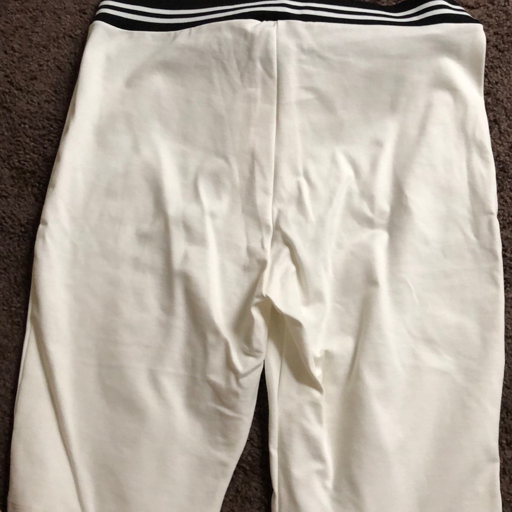 Shorts - Picture 2 of 2